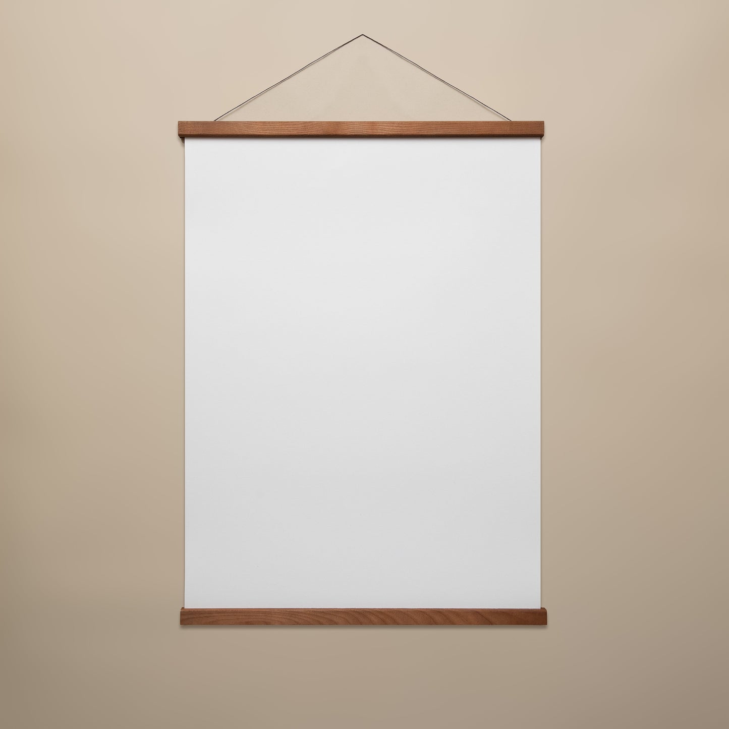 Peléton Frame Magnetic dark oak frame