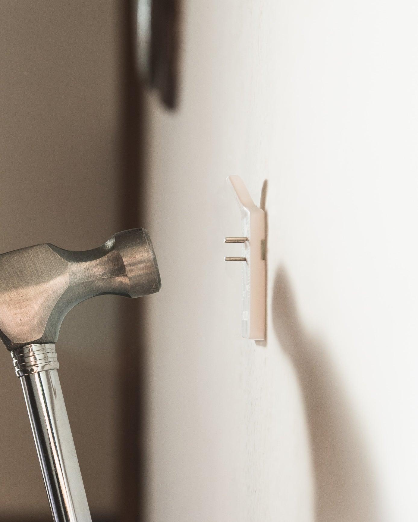 Peléton Hangers BOLD Picture hooks