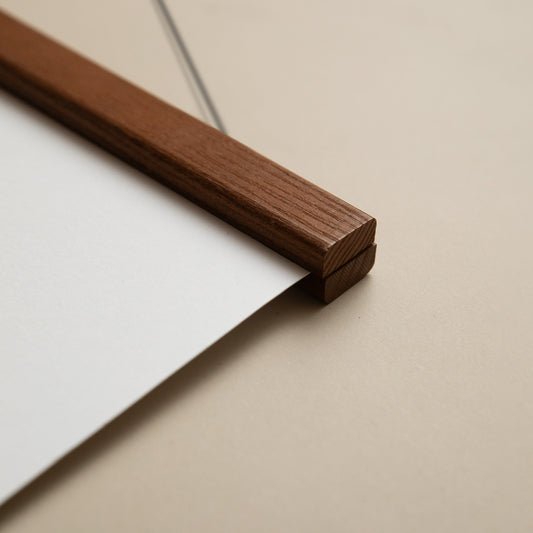 Peléton Frame Magnetic dark oak frame